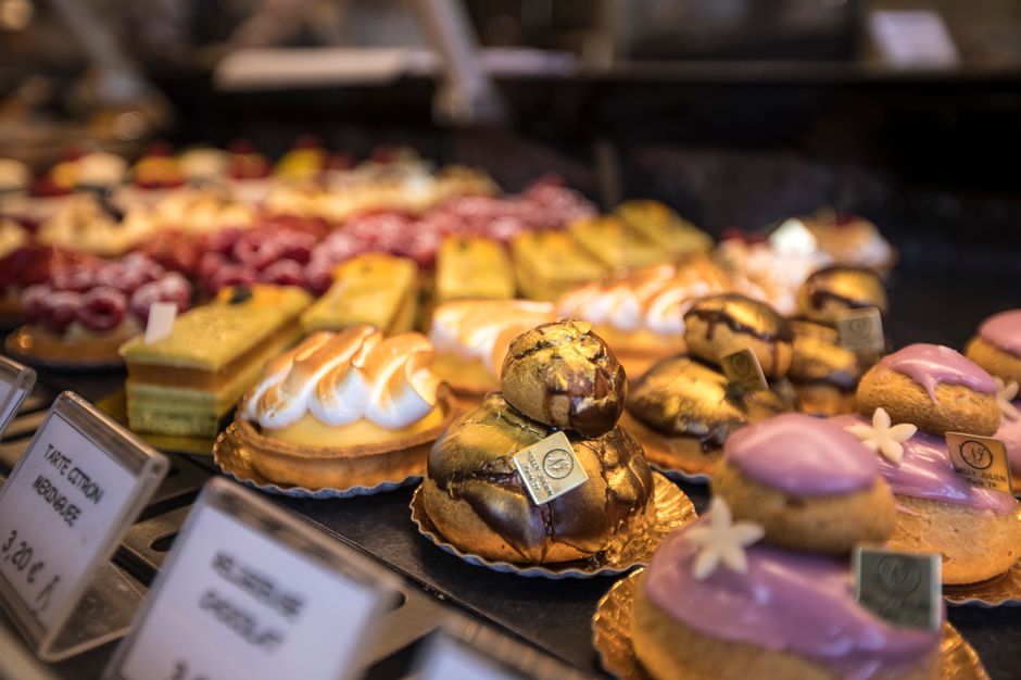 Tarte citron meringuée avec une belle meringue dorée